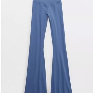 OFFLINE By Aerie Real Me High Waisted Crossover Flare Legging